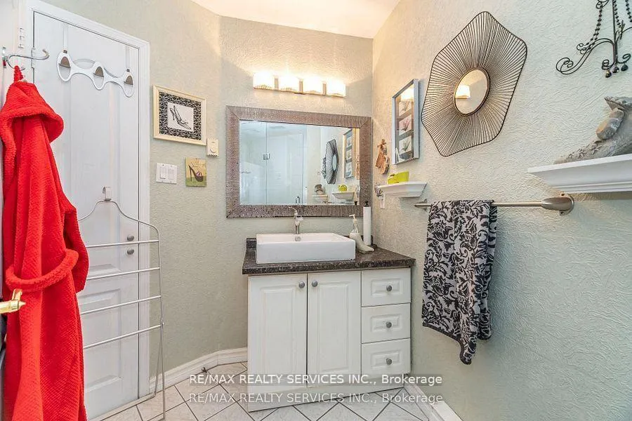 Photo 25 of Unit PH03, 7 Dayspring Circle, Brampton, Goreway Drive Corridor — HOMEH