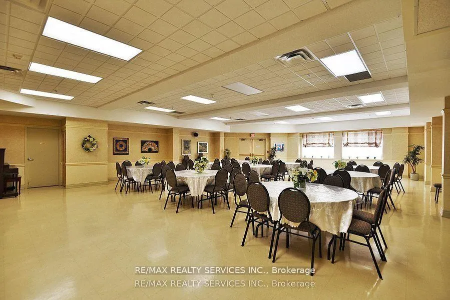 Photo 43 of Unit PH03, 7 Dayspring Circle, Brampton, Goreway Drive Corridor — HOMEH