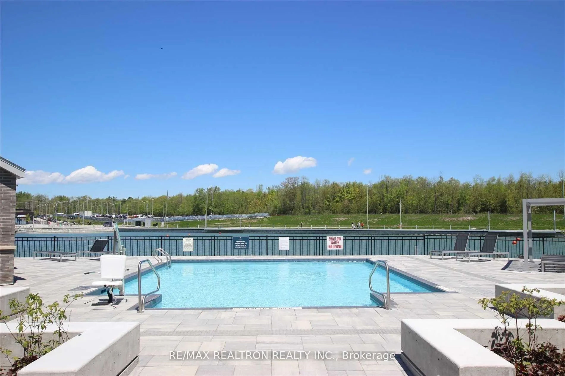Photo 33 of 3717 Mangusta Court, Innisfil, Rural Innisfil — HOMEH