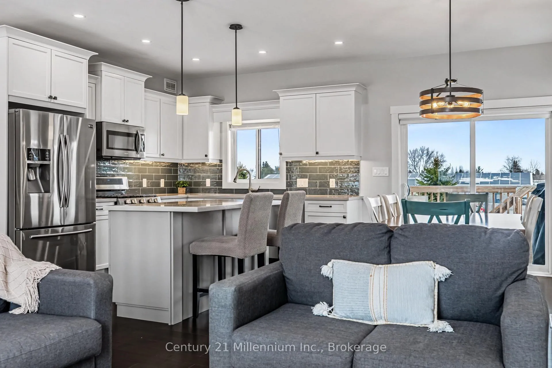 Photo 18 of 58 Lakefield Drive, Kincardine — HOMEH