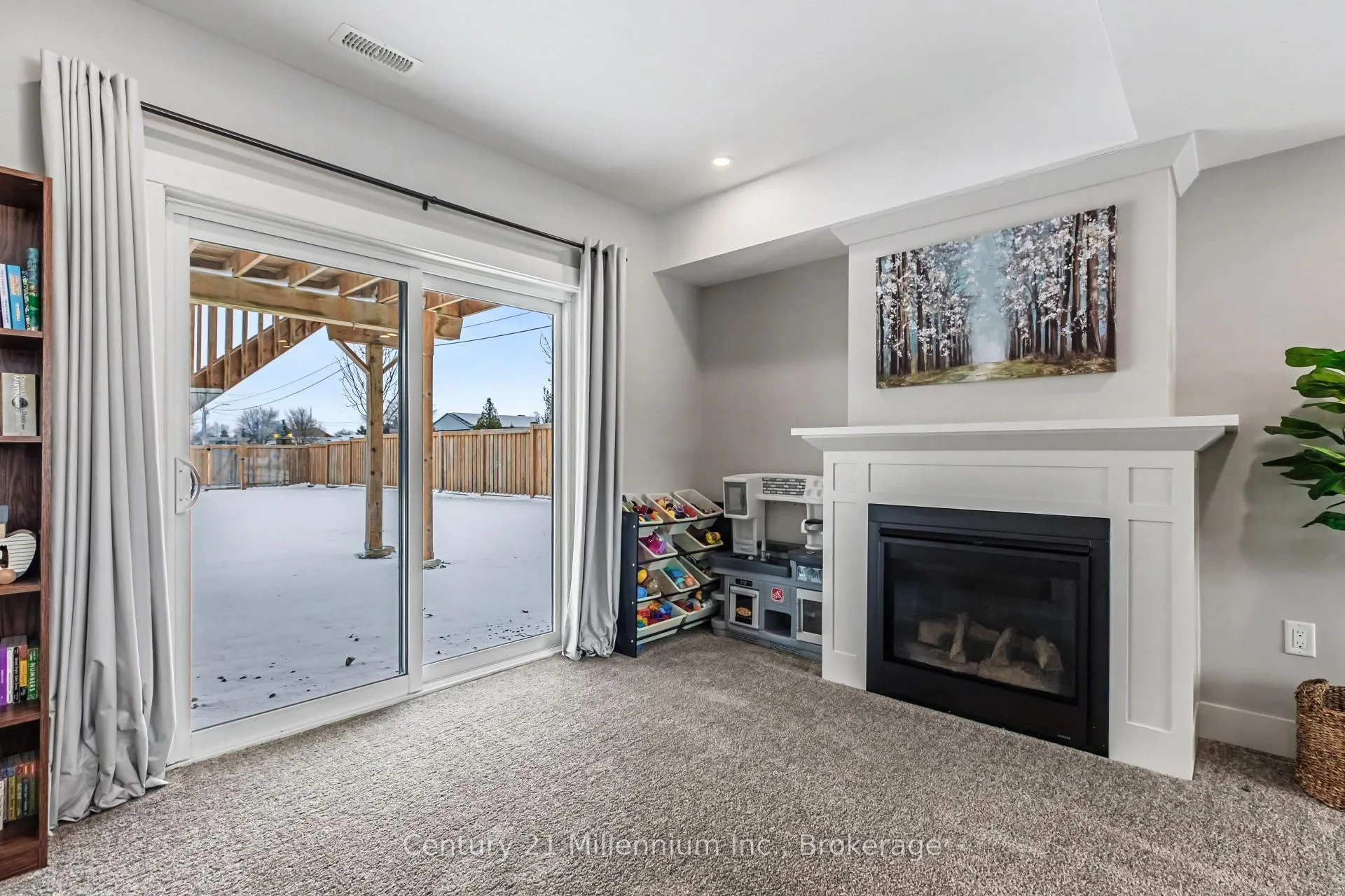 Photo 35 of 58 Lakefield Drive, Kincardine — HOMEH