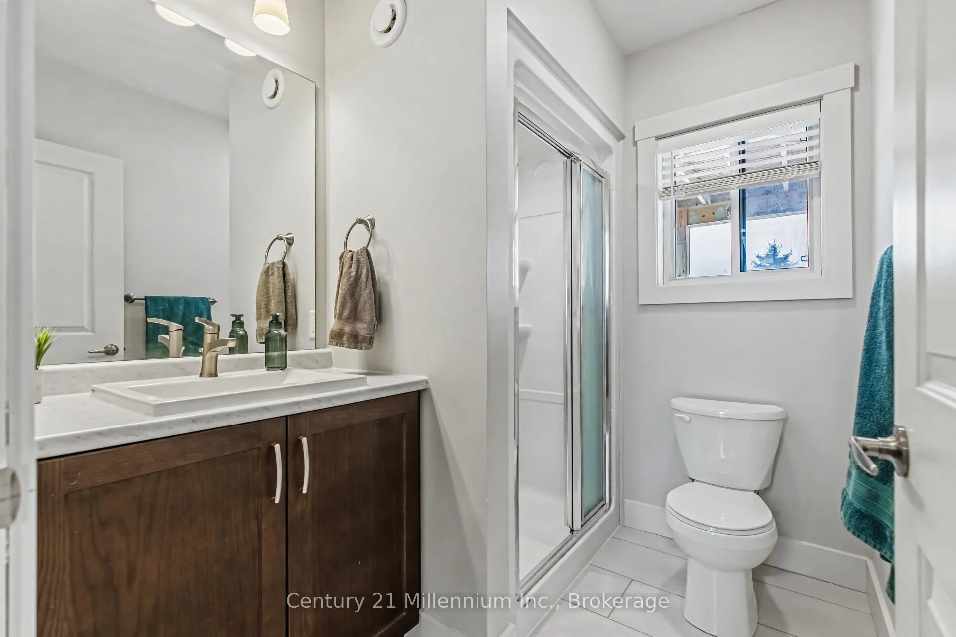 Photo 37 of 58 Lakefield Drive, Kincardine — HOMEH
