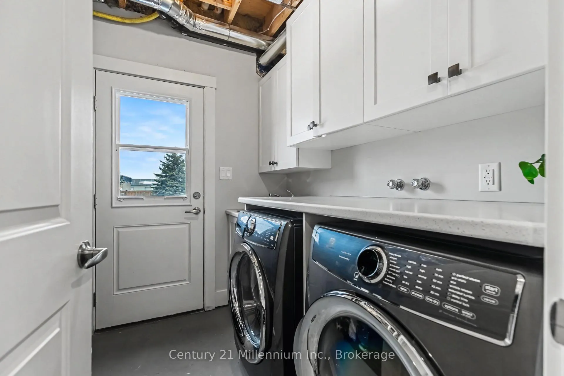 Photo 39 of 58 Lakefield Drive, Kincardine — HOMEH