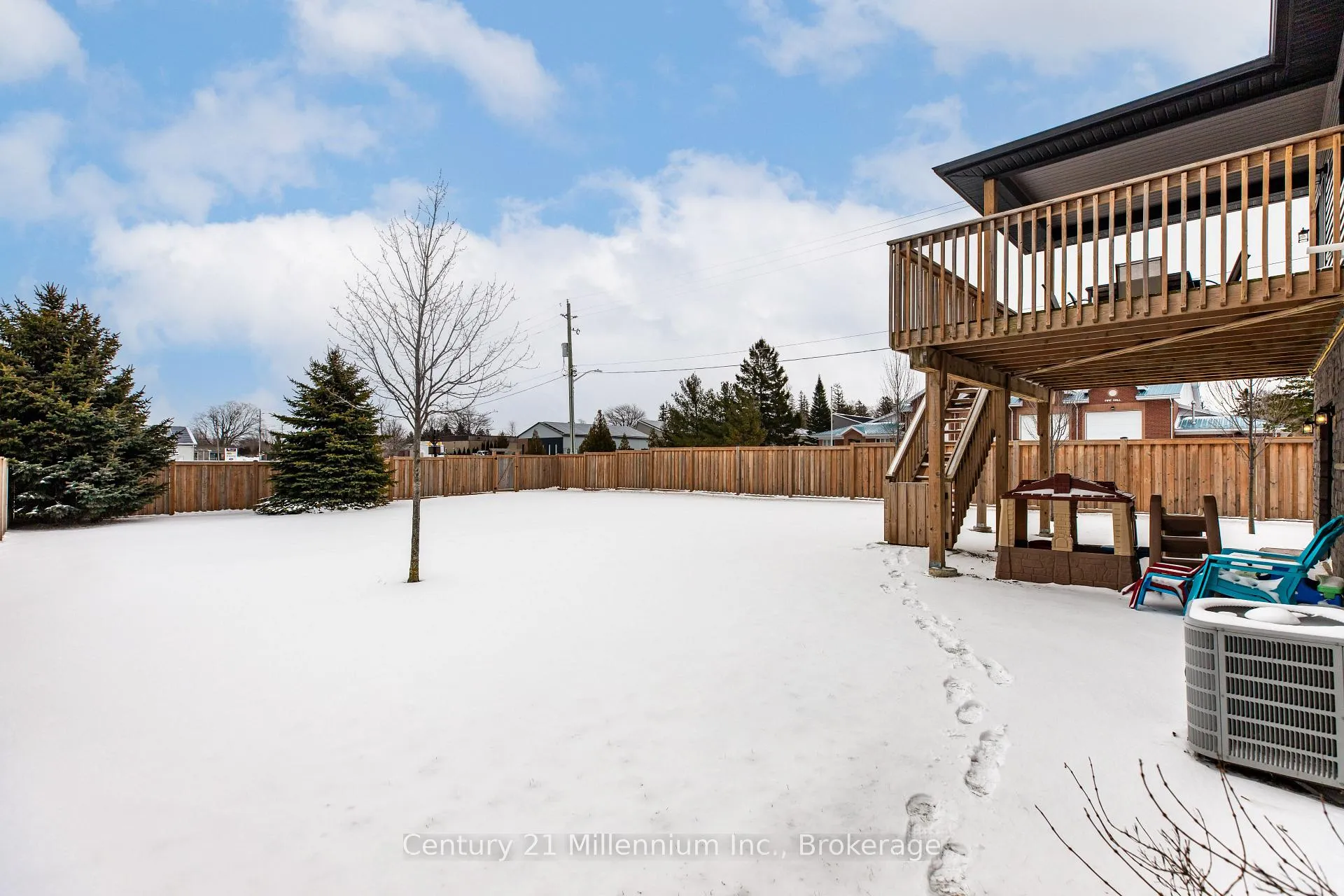 Photo 42 of 58 Lakefield Drive, Kincardine — HOMEH