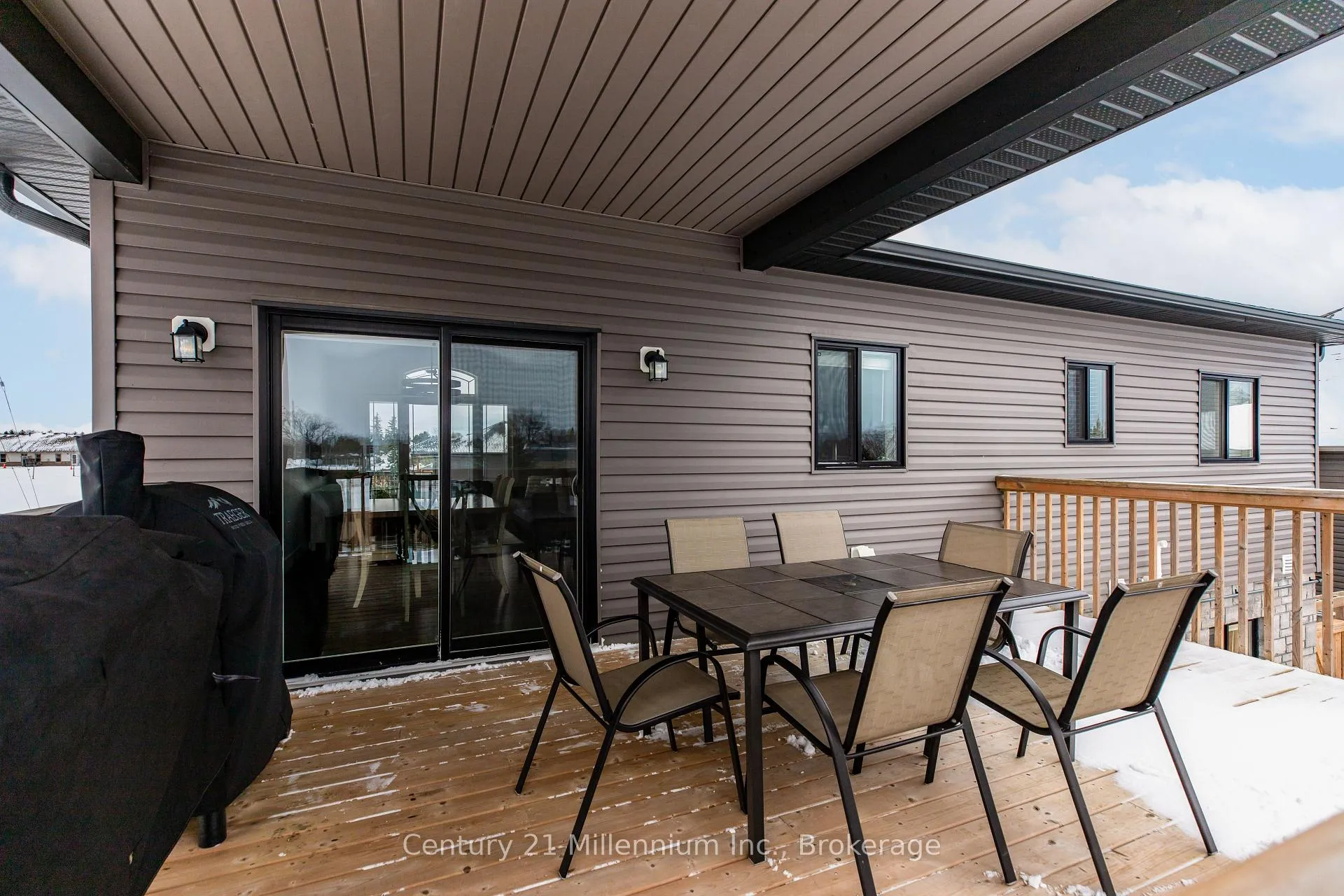 Photo 45 of 58 Lakefield Drive, Kincardine — HOMEH