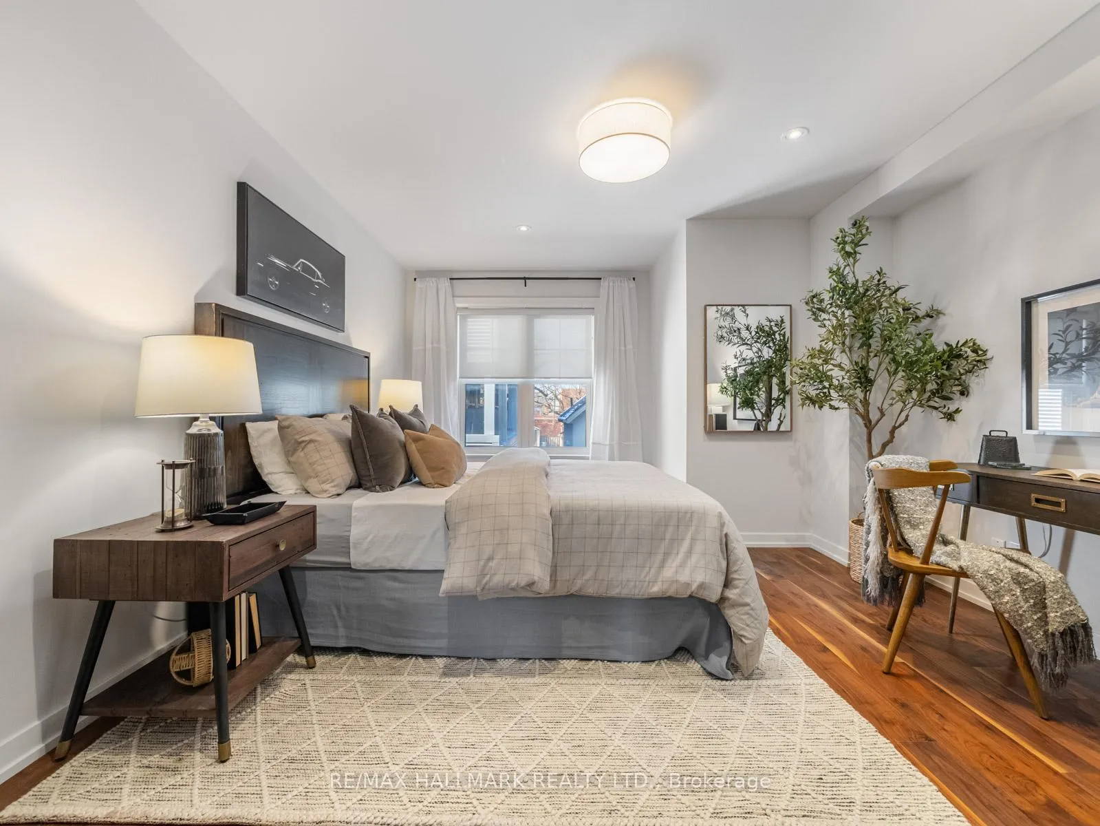 Photo 21 of 246B Scarborough Road, Toronto, East End-Danforth — HOMEH