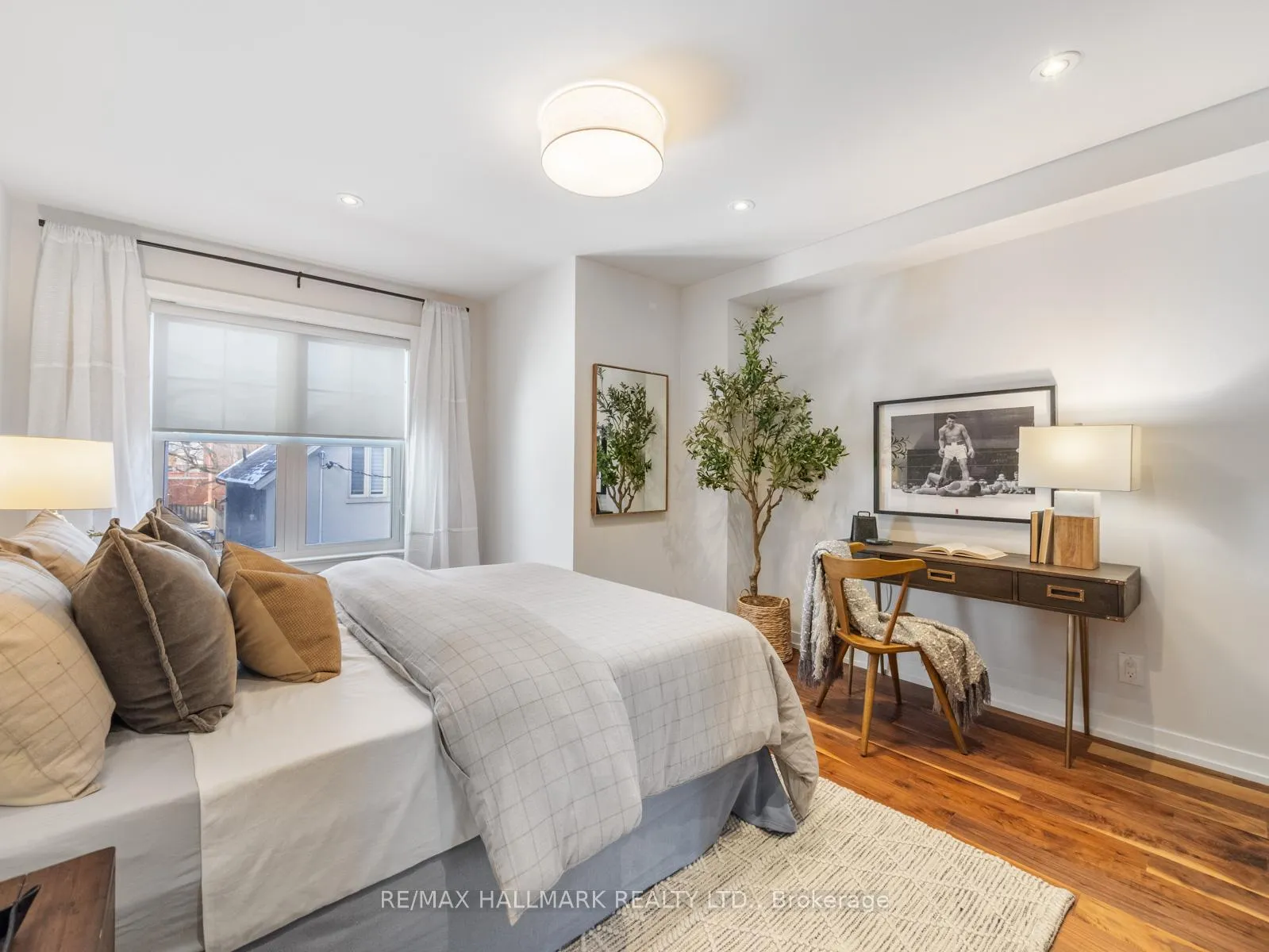 Photo 22 of 246B Scarborough Road, Toronto, East End-Danforth — HOMEH