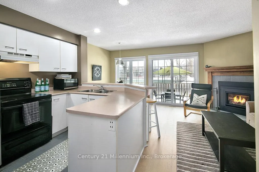 Photo 5 of Unit 20, 162 Settlers Way, Blue Mountains — HOMEH