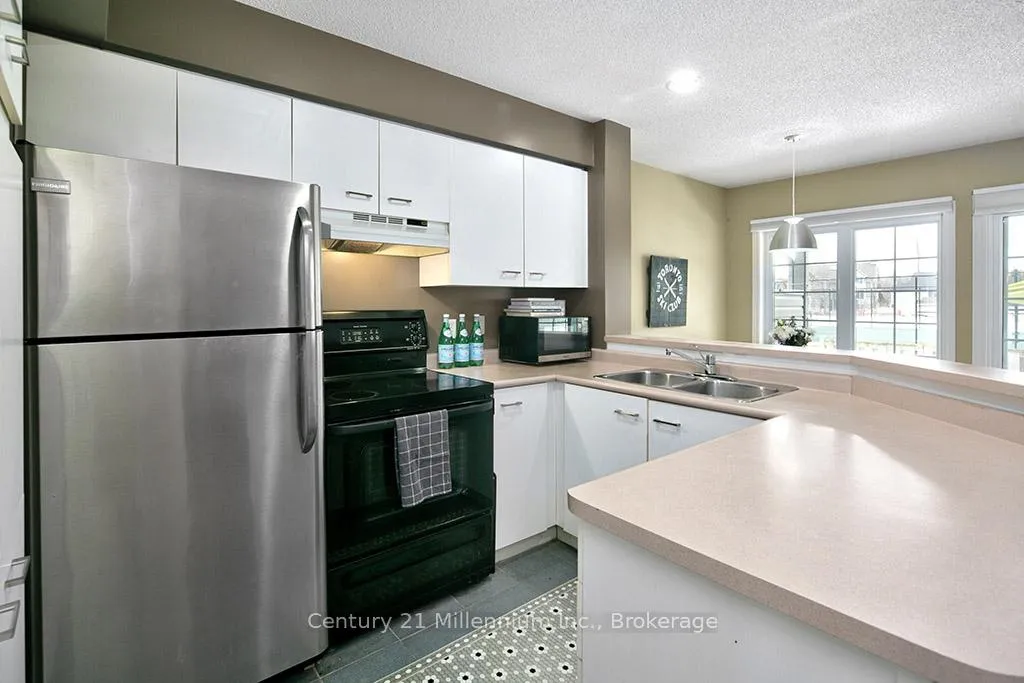 Photo 8 of Unit 20, 162 Settlers Way, Blue Mountains — HOMEH