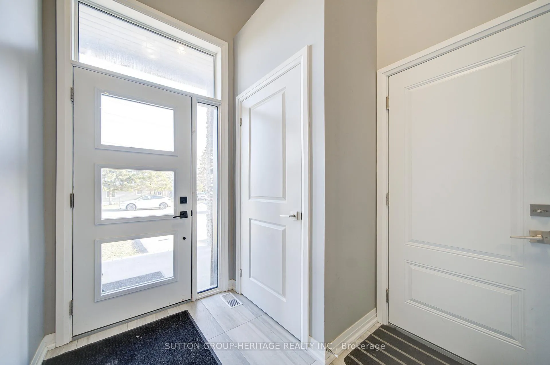 Photo 3 of 42 McFarland Drive, Belleville, Belleville Ward — HOMEH