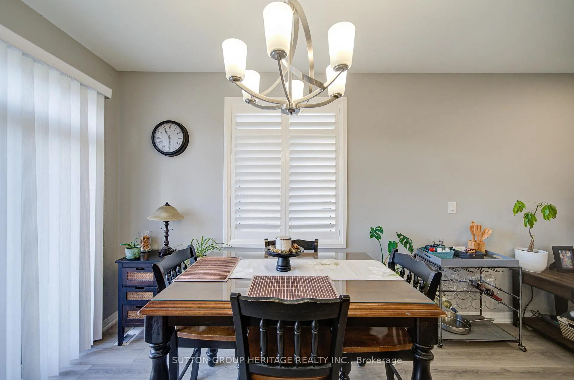Photo 11 of 42 McFarland Drive, Belleville, Belleville Ward — HOMEH