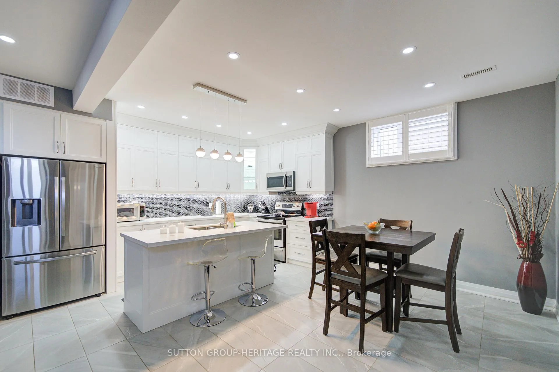 Photo 21 of 42 McFarland Drive, Belleville, Belleville Ward — HOMEH