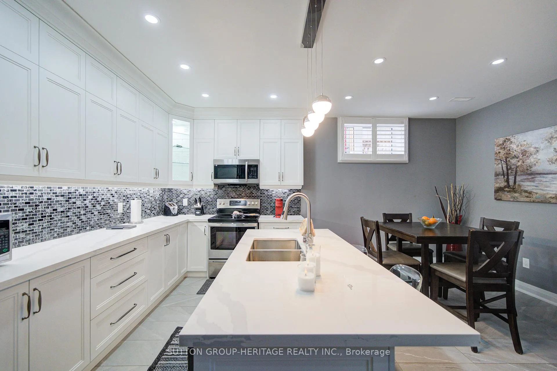 Photo 23 of 42 McFarland Drive, Belleville, Belleville Ward — HOMEH