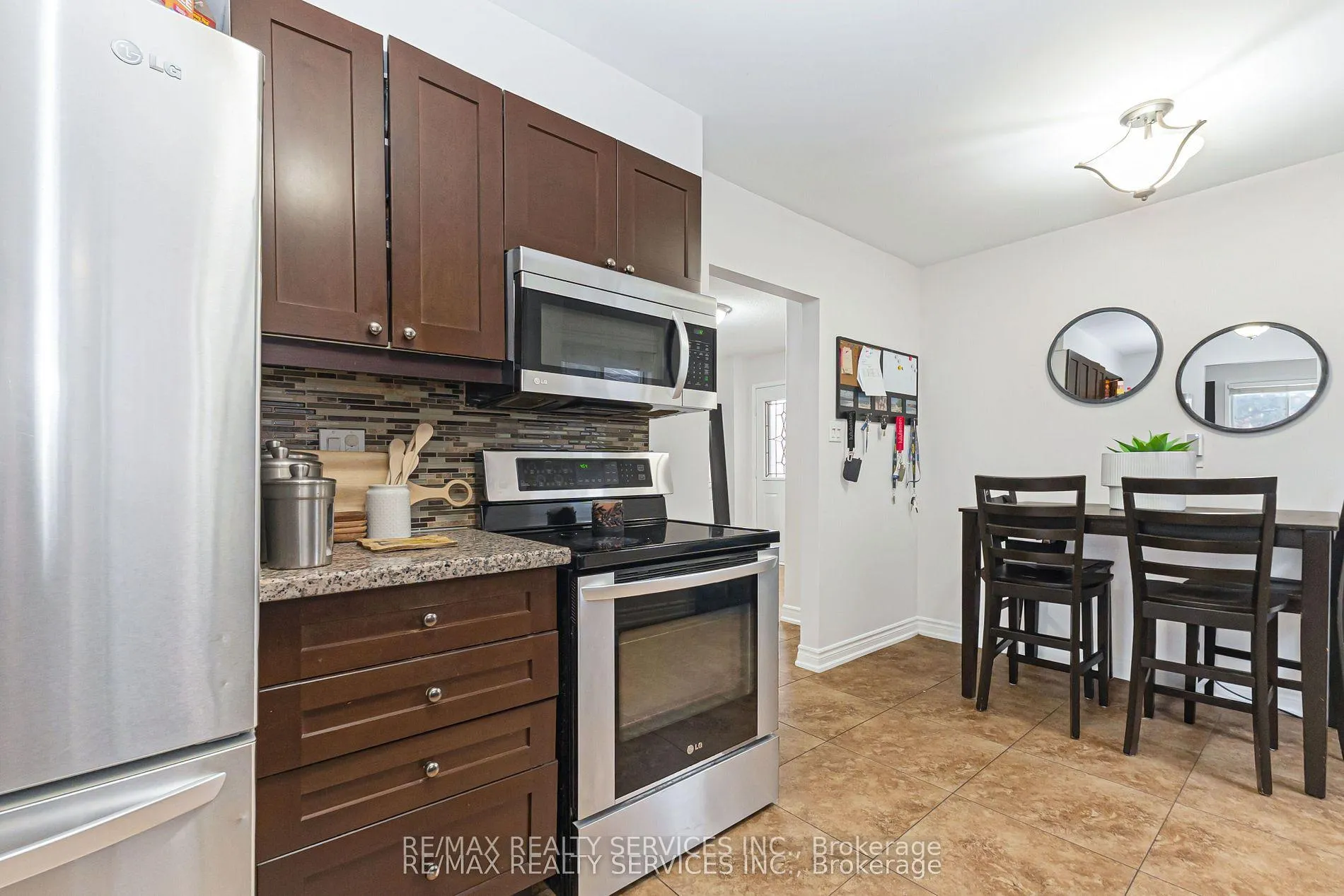 Photo 23 of 78 Wildercroft Avenue, Brampton, Brampton North — HOMEH