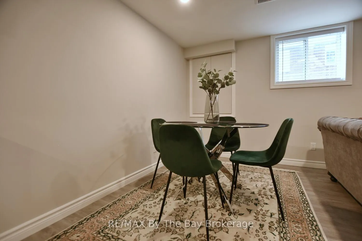 Photo 38 of 556 Spruce Street, Collingwood — HOMEH