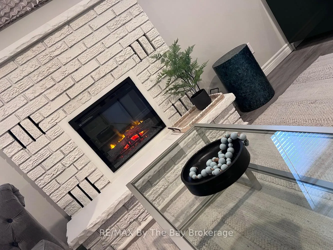 Photo 39 of 556 Spruce Street, Collingwood — HOMEH