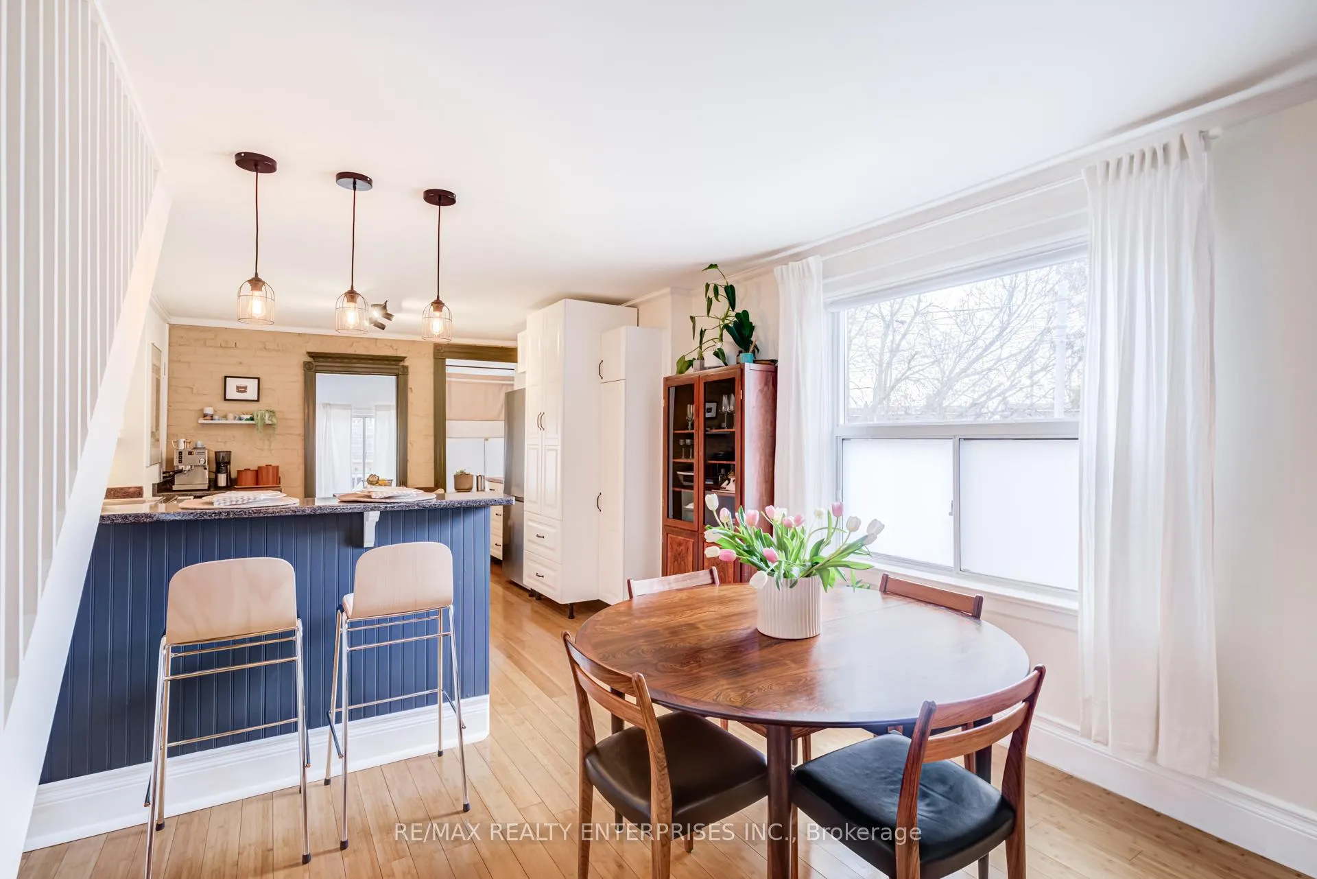 Photo 7 of 37 Kingston Road, Toronto, The Beaches — HOMEH