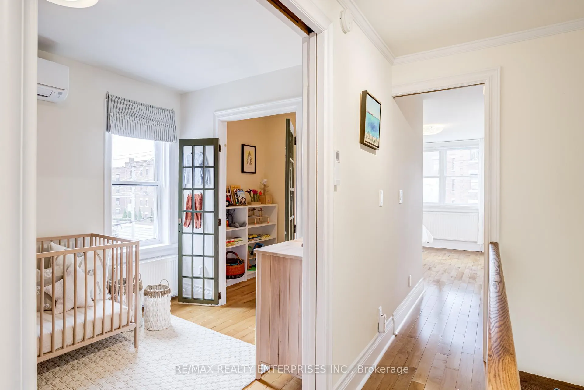 Photo 25 of 37 Kingston Road, Toronto, The Beaches — HOMEH