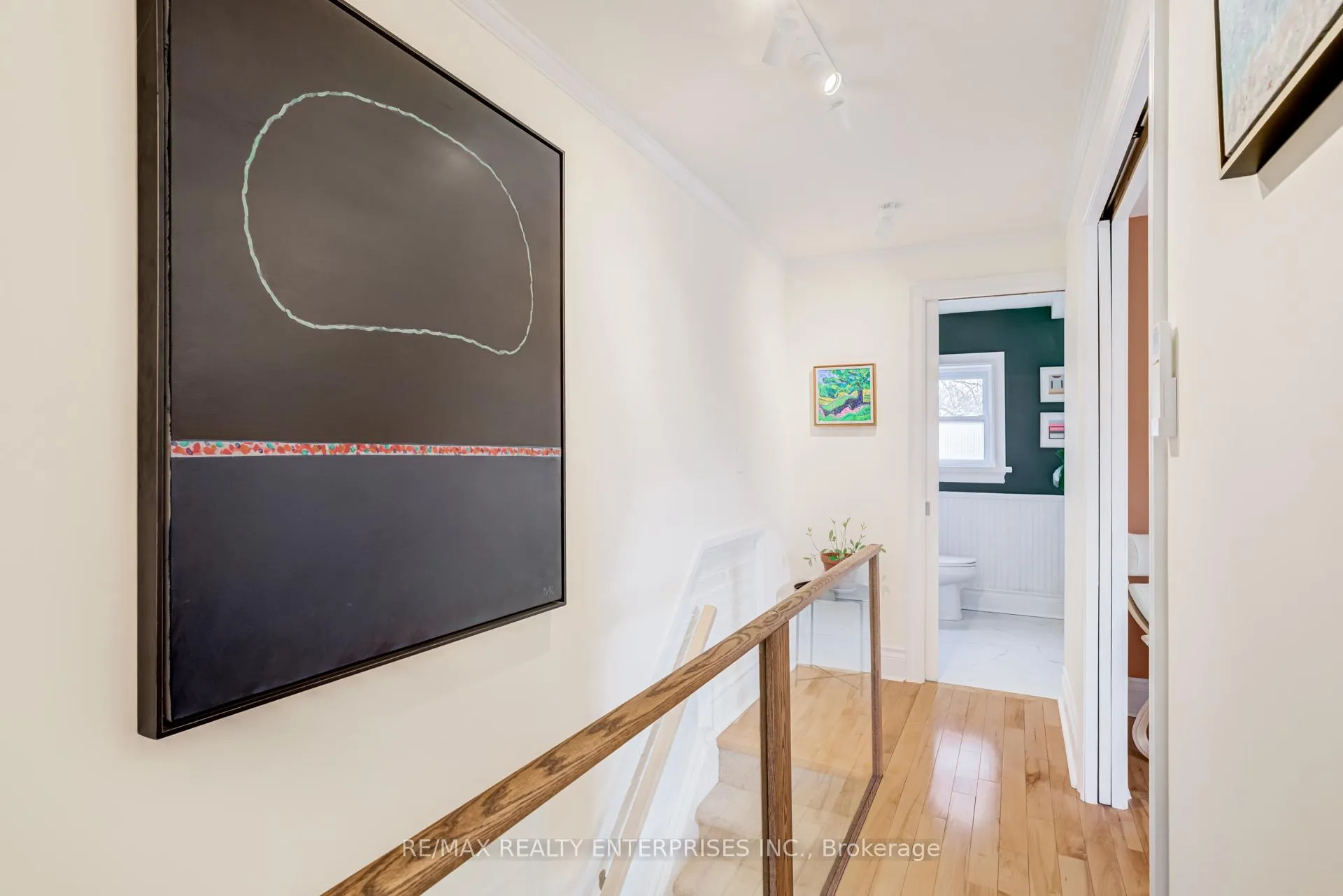 Photo 32 of 37 Kingston Road, Toronto, The Beaches — HOMEH