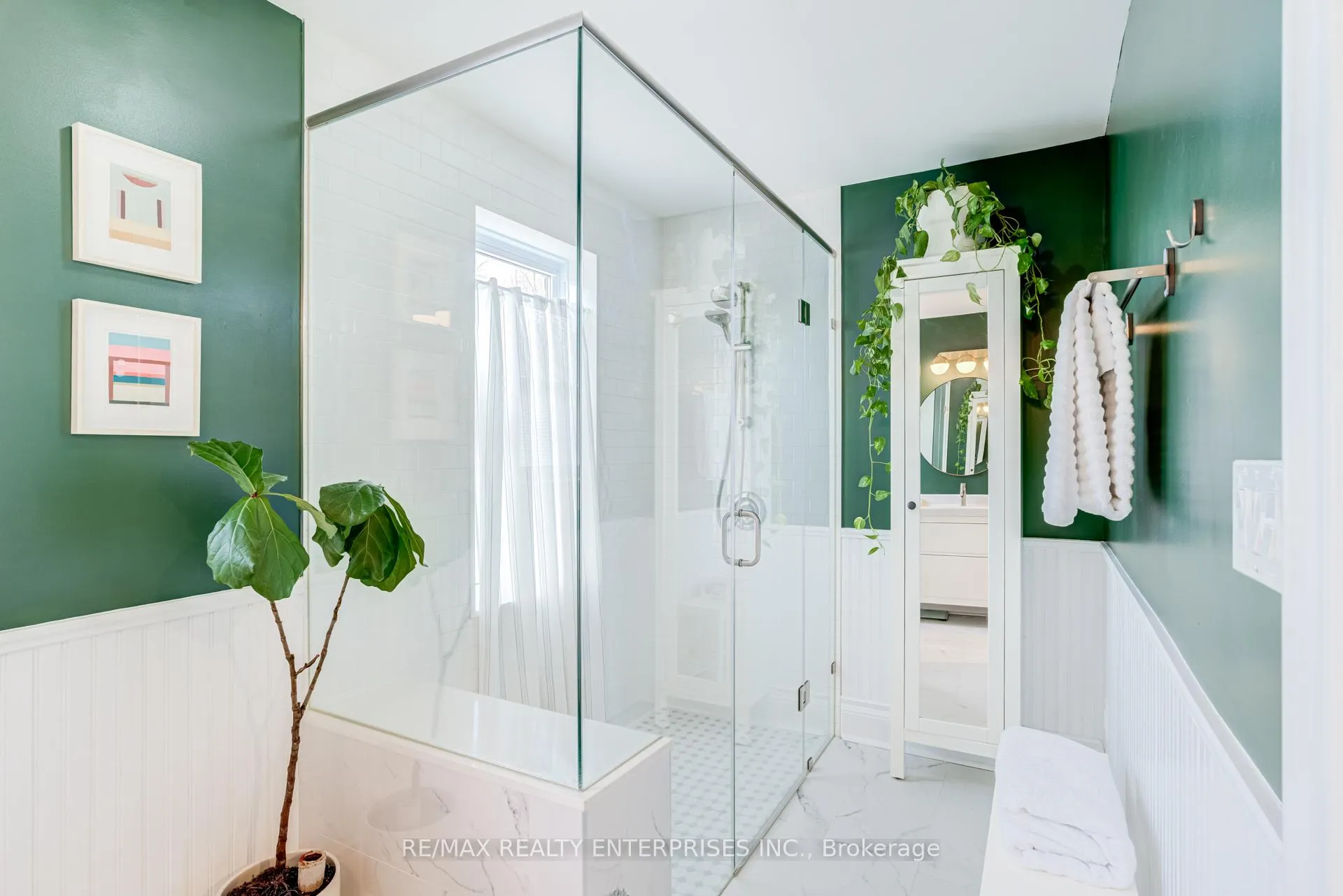 Photo 36 of 37 Kingston Road, Toronto, The Beaches — HOMEH