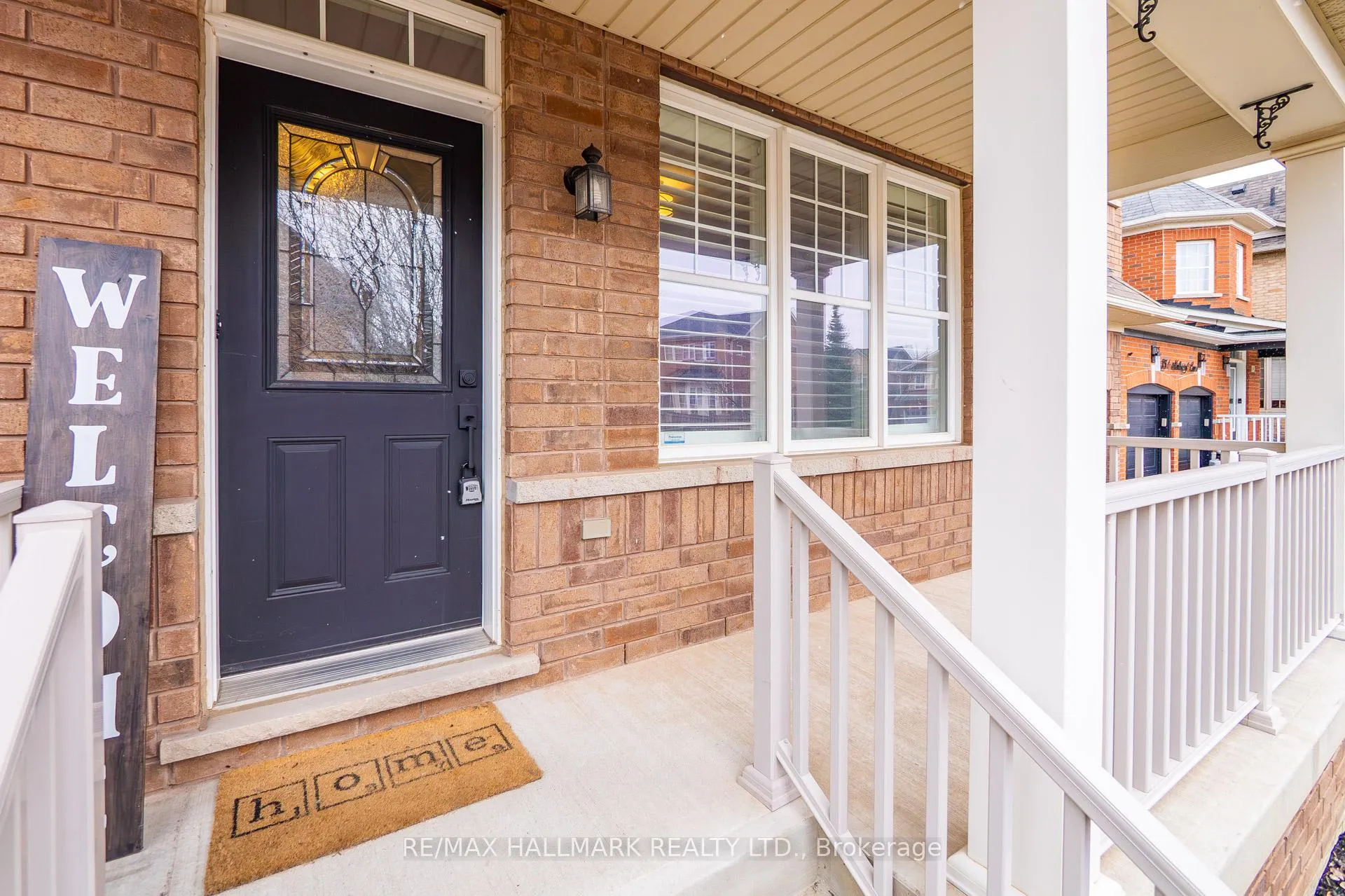 Photo 5 of 358 Malboeuf Court, Milton, Scott — HOMEH
