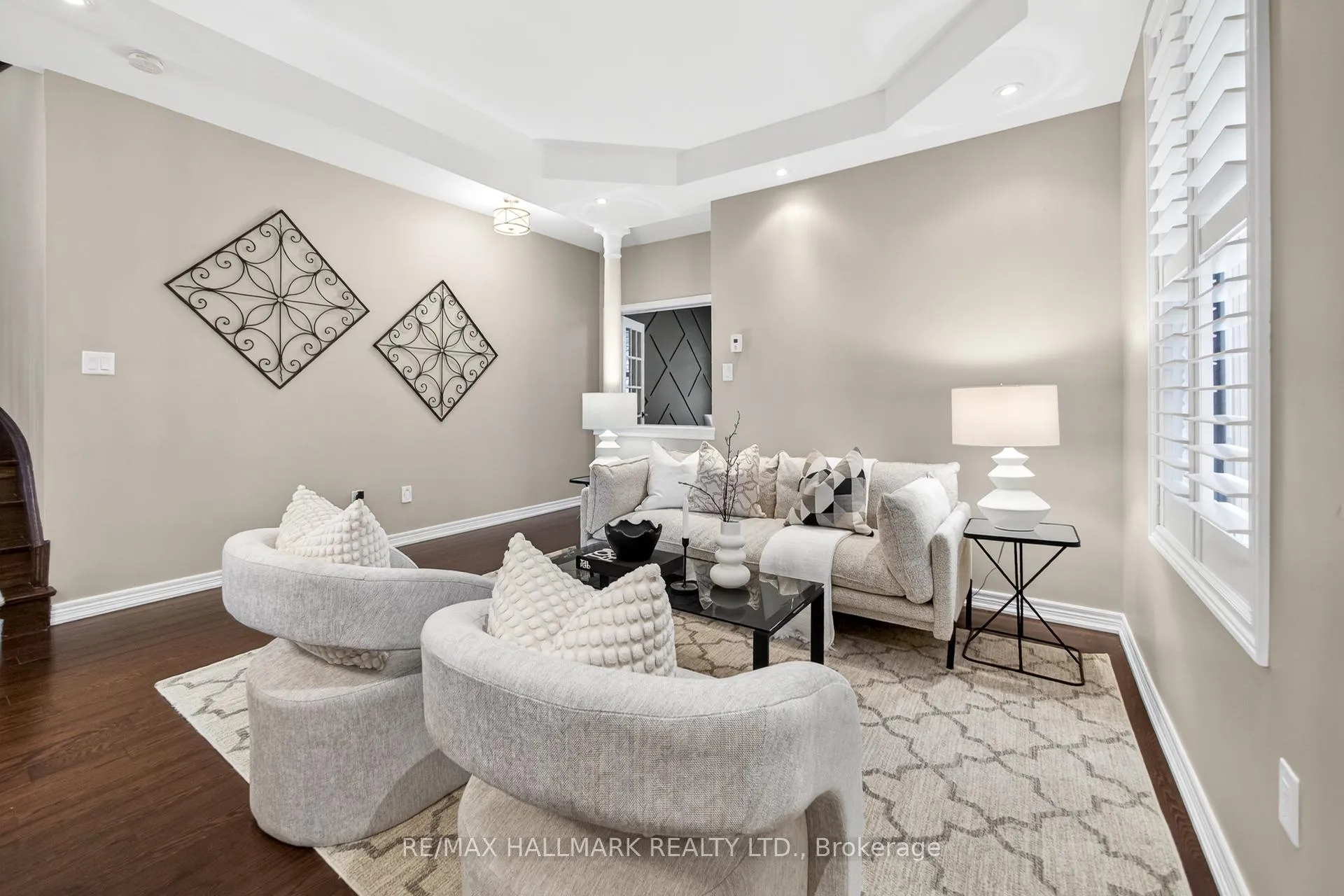 Photo 10 of 358 Malboeuf Court, Milton, Scott — HOMEH