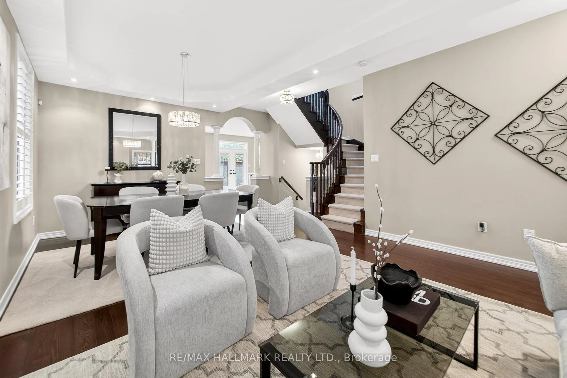 Photo 11 of 358 Malboeuf Court, Milton, Scott — HOMEH