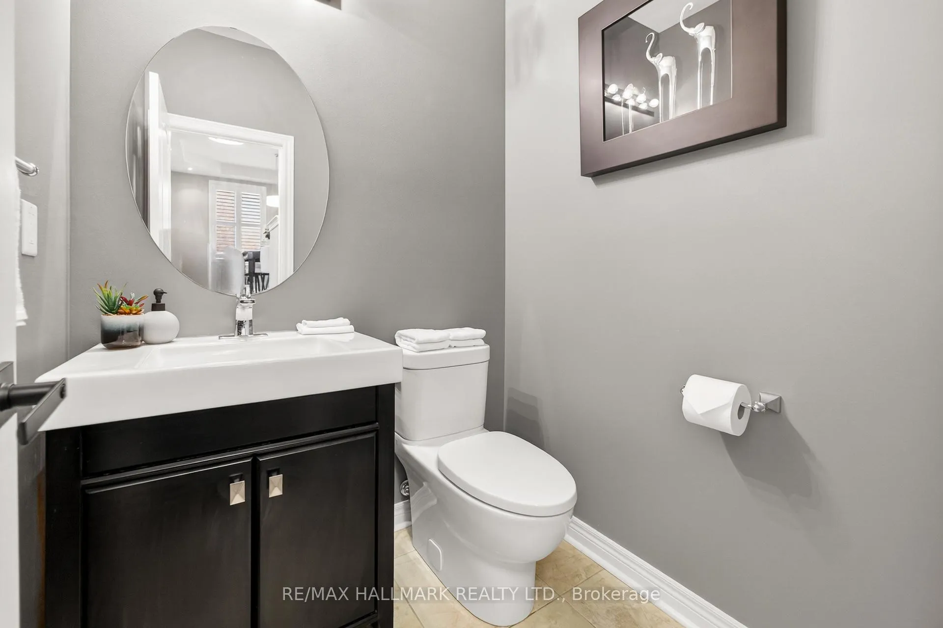 Photo 14 of 358 Malboeuf Court, Milton, Scott — HOMEH