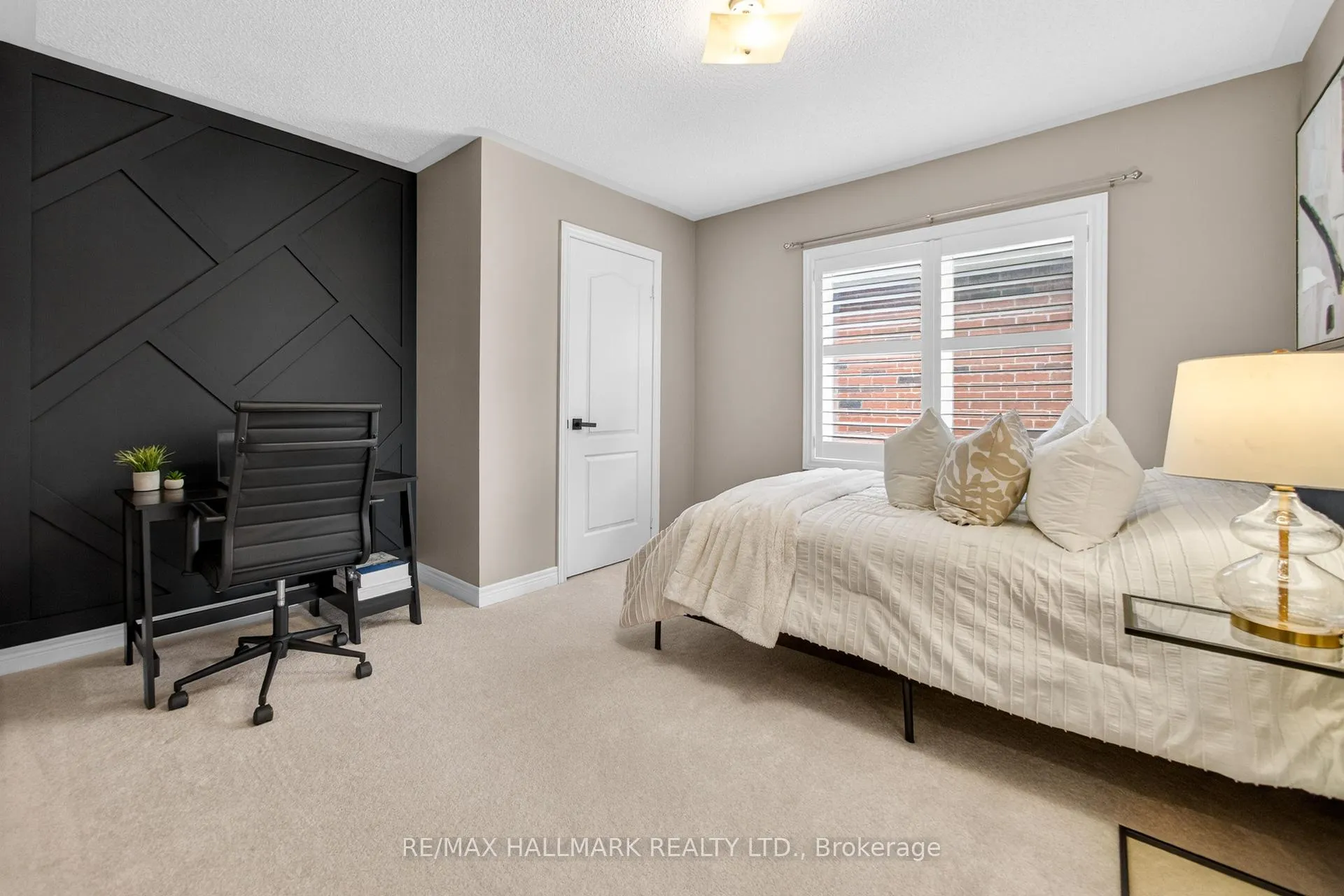 Photo 37 of 358 Malboeuf Court, Milton, Scott — HOMEH