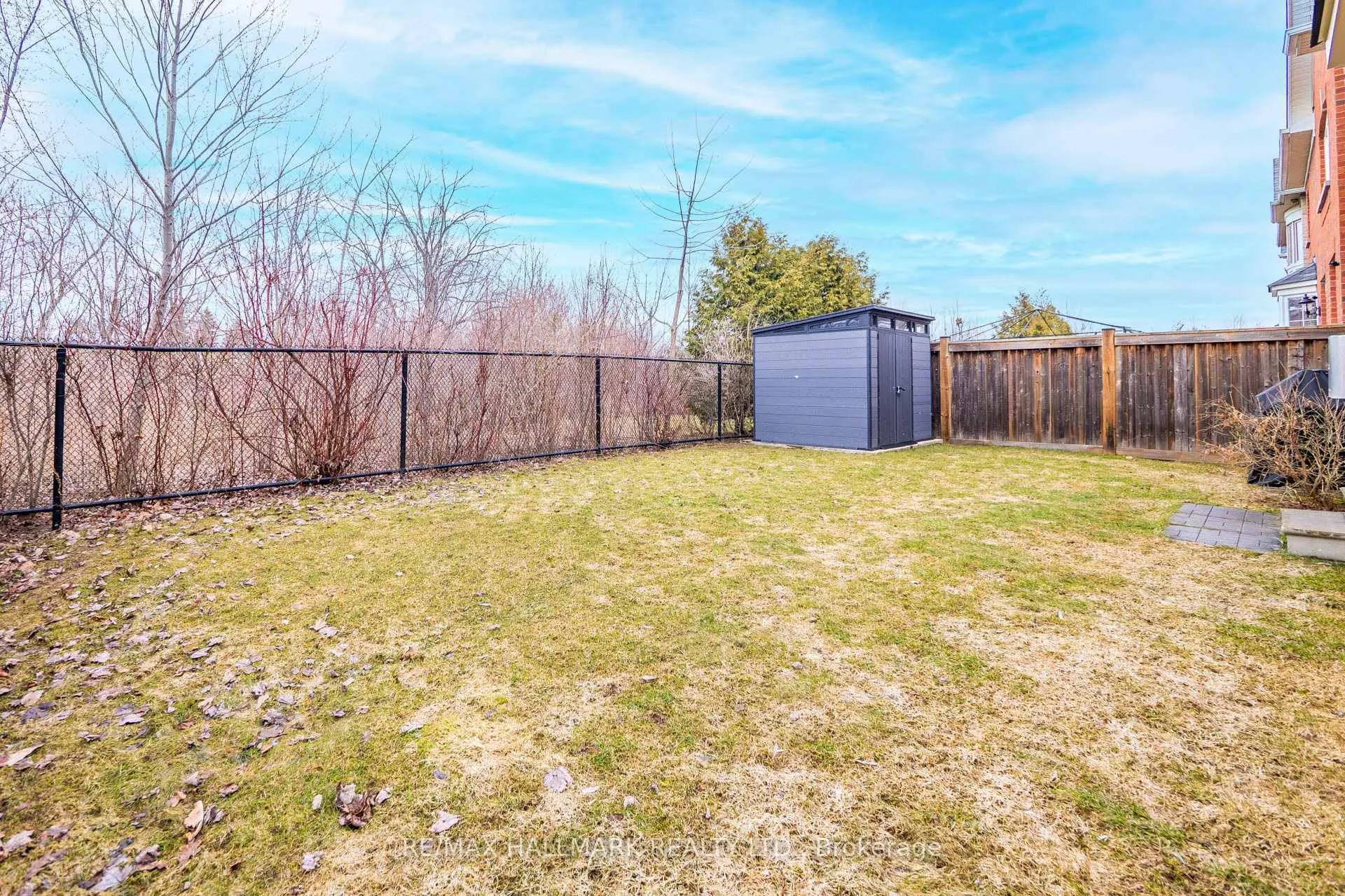 Photo 45 of 358 Malboeuf Court, Milton, Scott — HOMEH