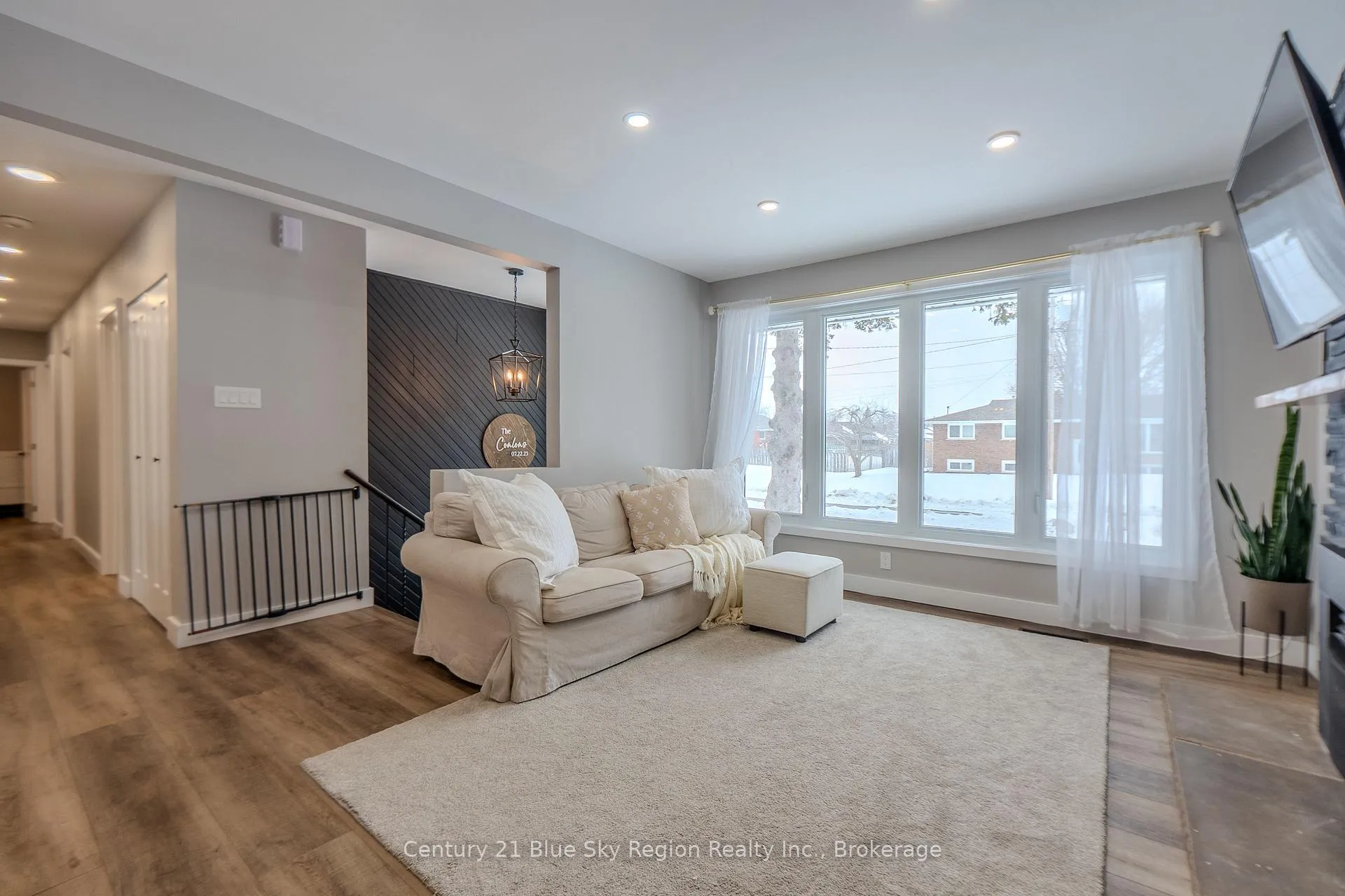 Photo 6 of 37 Superior Crescent, North Bay, Ferris — HOMEH