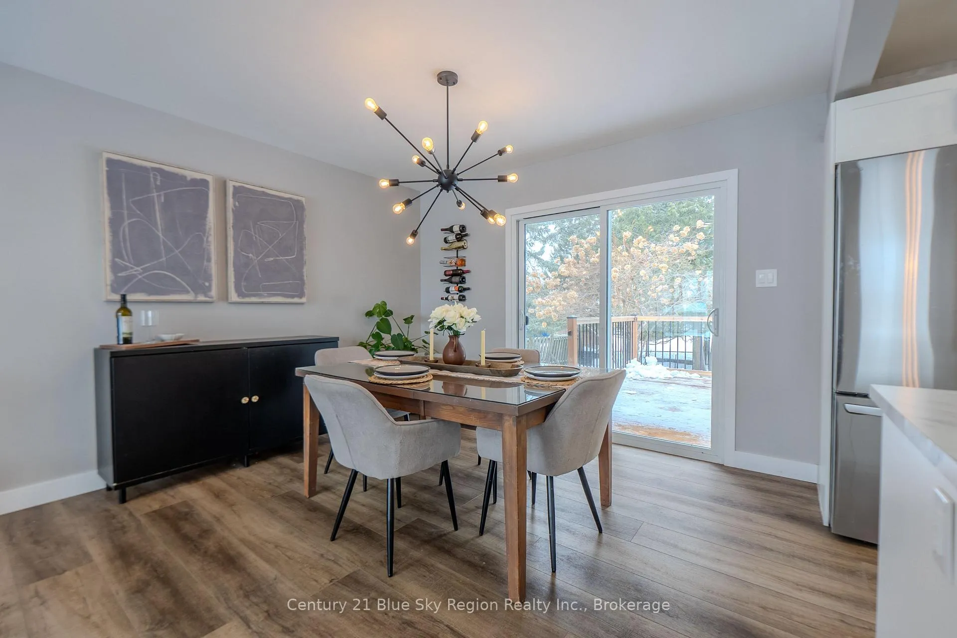 Photo 8 of 37 Superior Crescent, North Bay, Ferris — HOMEH