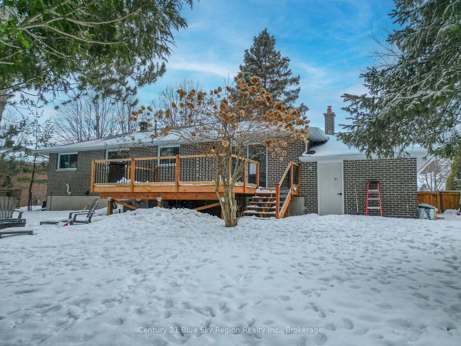 Photo 44 of 37 Superior Crescent, North Bay, Ferris — HOMEH