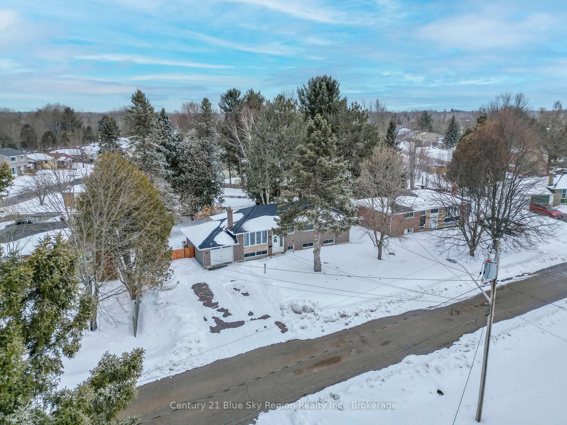 Photo 47 of 37 Superior Crescent, North Bay, Ferris — HOMEH