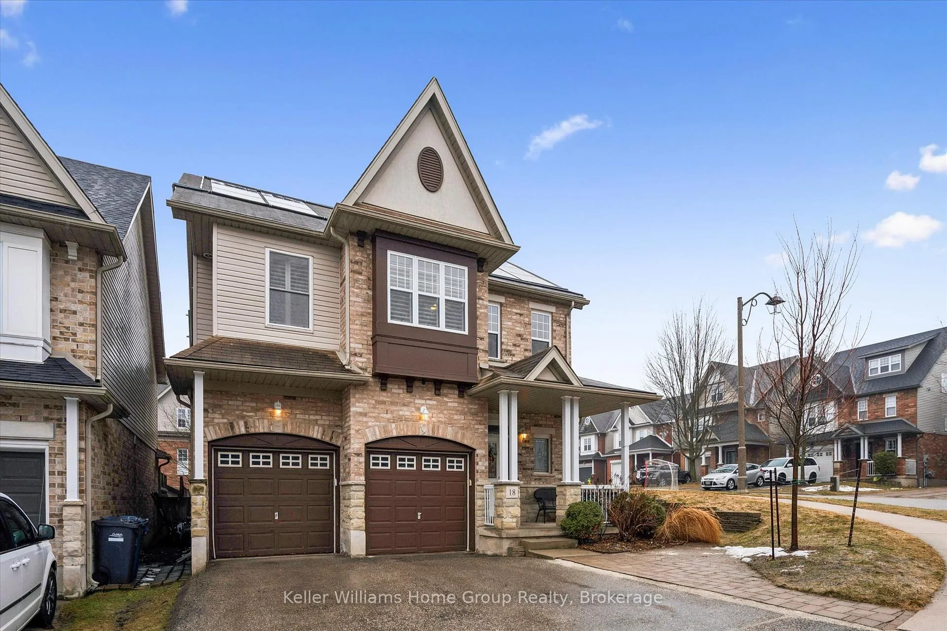 Photo 2 of 18 Geddes Crescent, Guelph, Kortright West — HOMEH