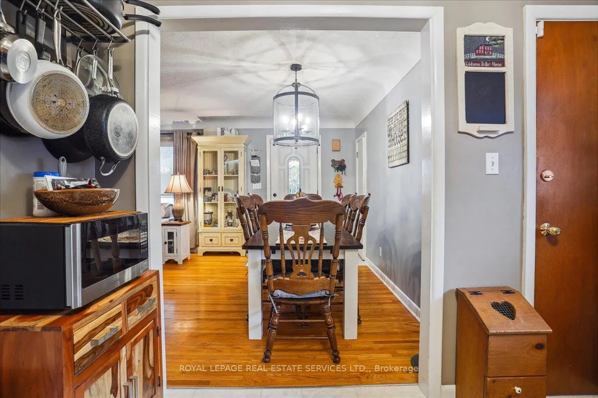 Photo 4 of 391 East 16th Street, Hamilton, Hill Park — HOMEH