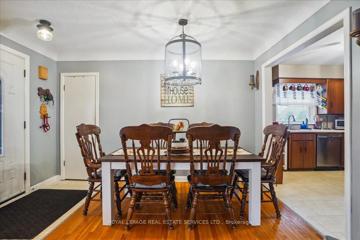 Photo 5 of 391 East 16th Street, Hamilton, Hill Park — HOMEH