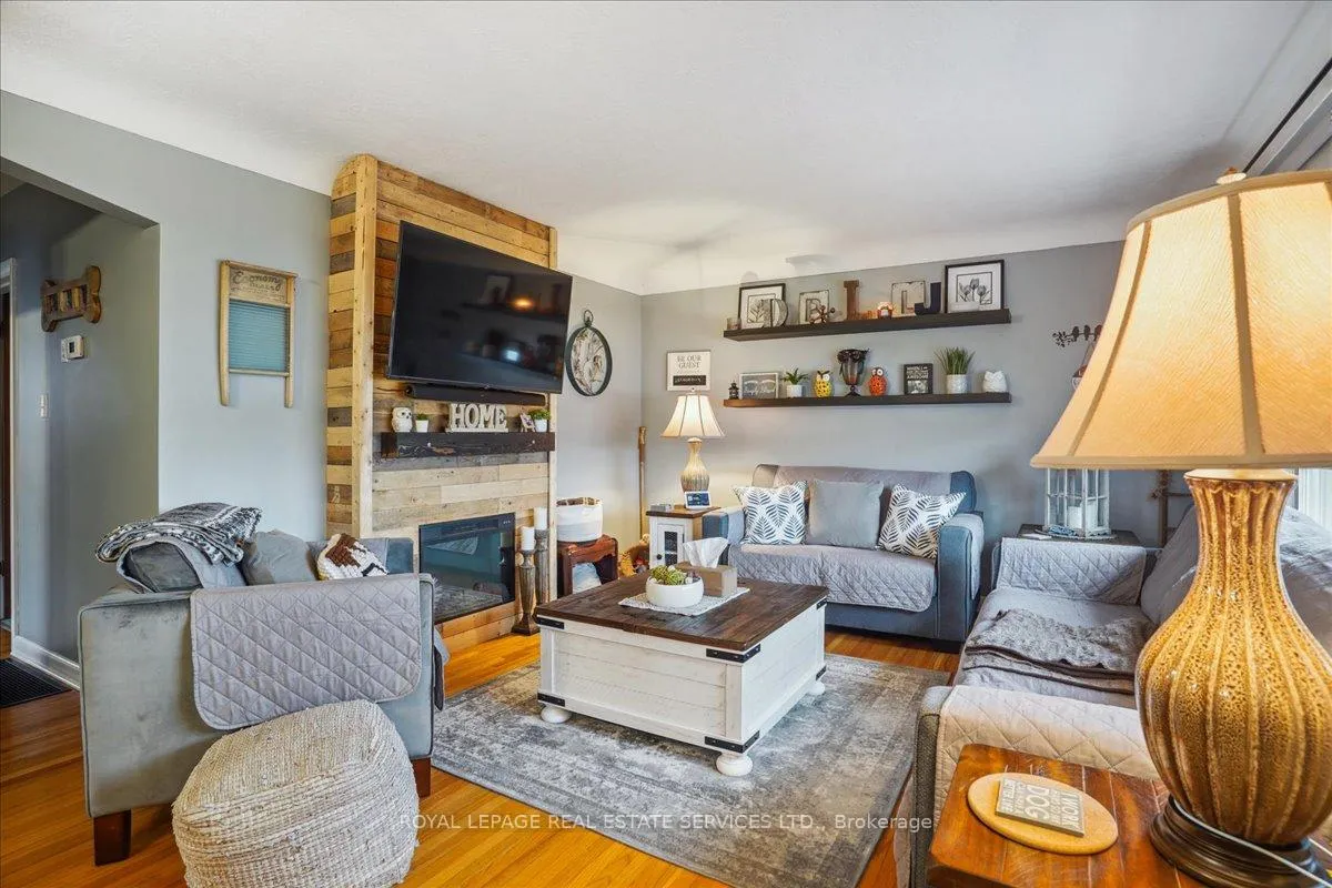 Photo 9 of 391 East 16th Street, Hamilton, Hill Park — HOMEH