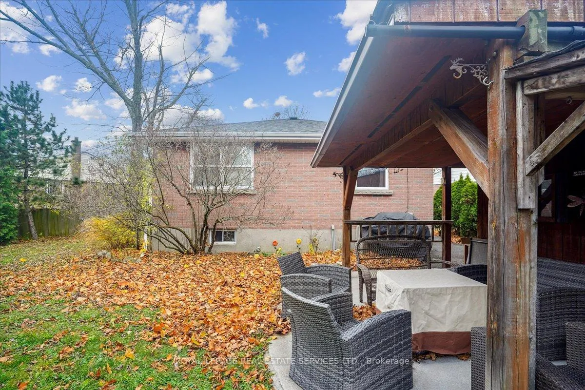 Photo 18 of 391 East 16th Street, Hamilton, Hill Park — HOMEH