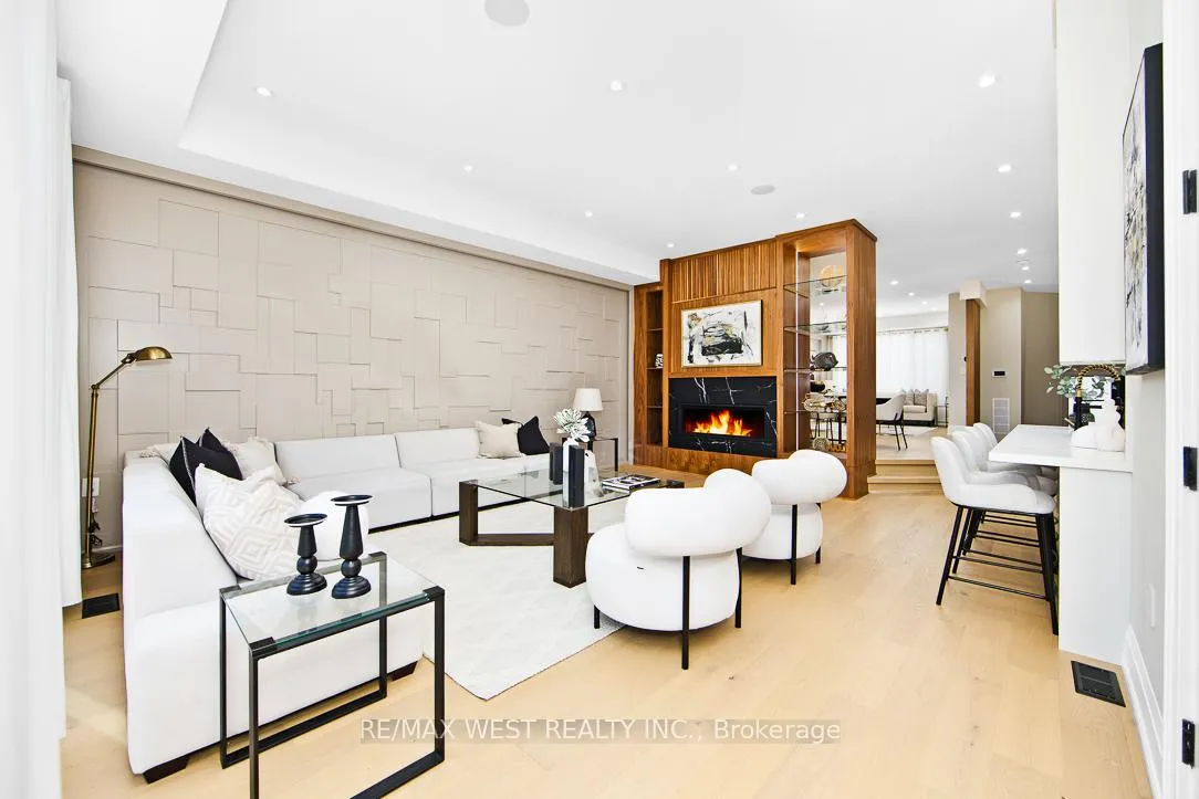 Photo 13 of 175 Floyd Avenue, Toronto, Danforth Village-East York — HOMEH