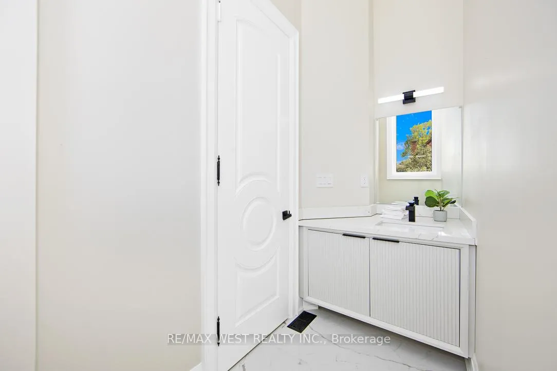 Photo 19 of 175 Floyd Avenue, Toronto, Danforth Village-East York — HOMEH