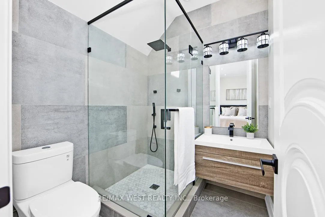 Photo 26 of 175 Floyd Avenue, Toronto, Danforth Village-East York — HOMEH