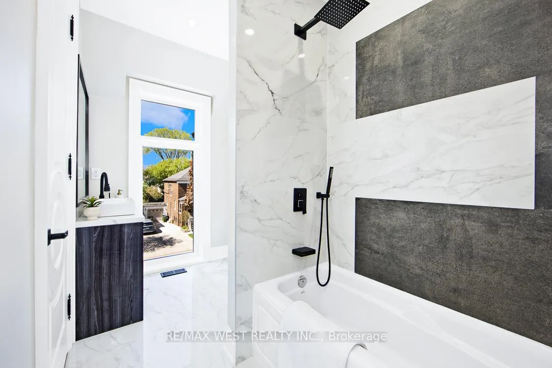 Photo 28 of 175 Floyd Avenue, Toronto, Danforth Village-East York — HOMEH