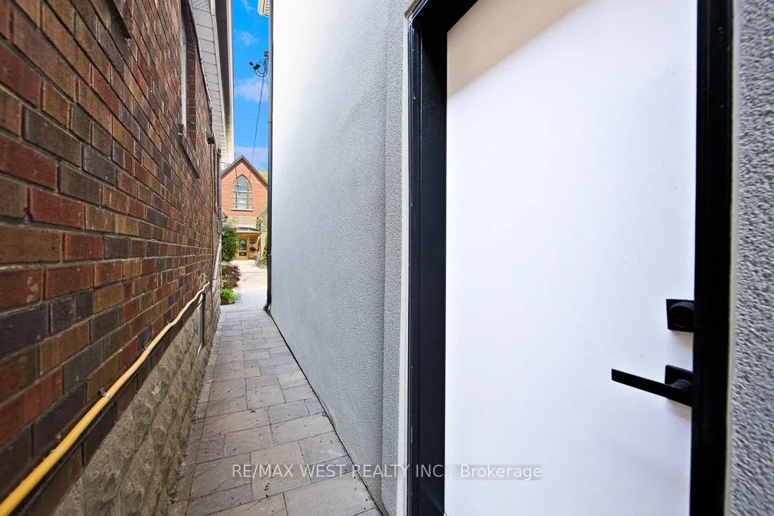 Photo 36 of 175 Floyd Avenue, Toronto, Danforth Village-East York — HOMEH
