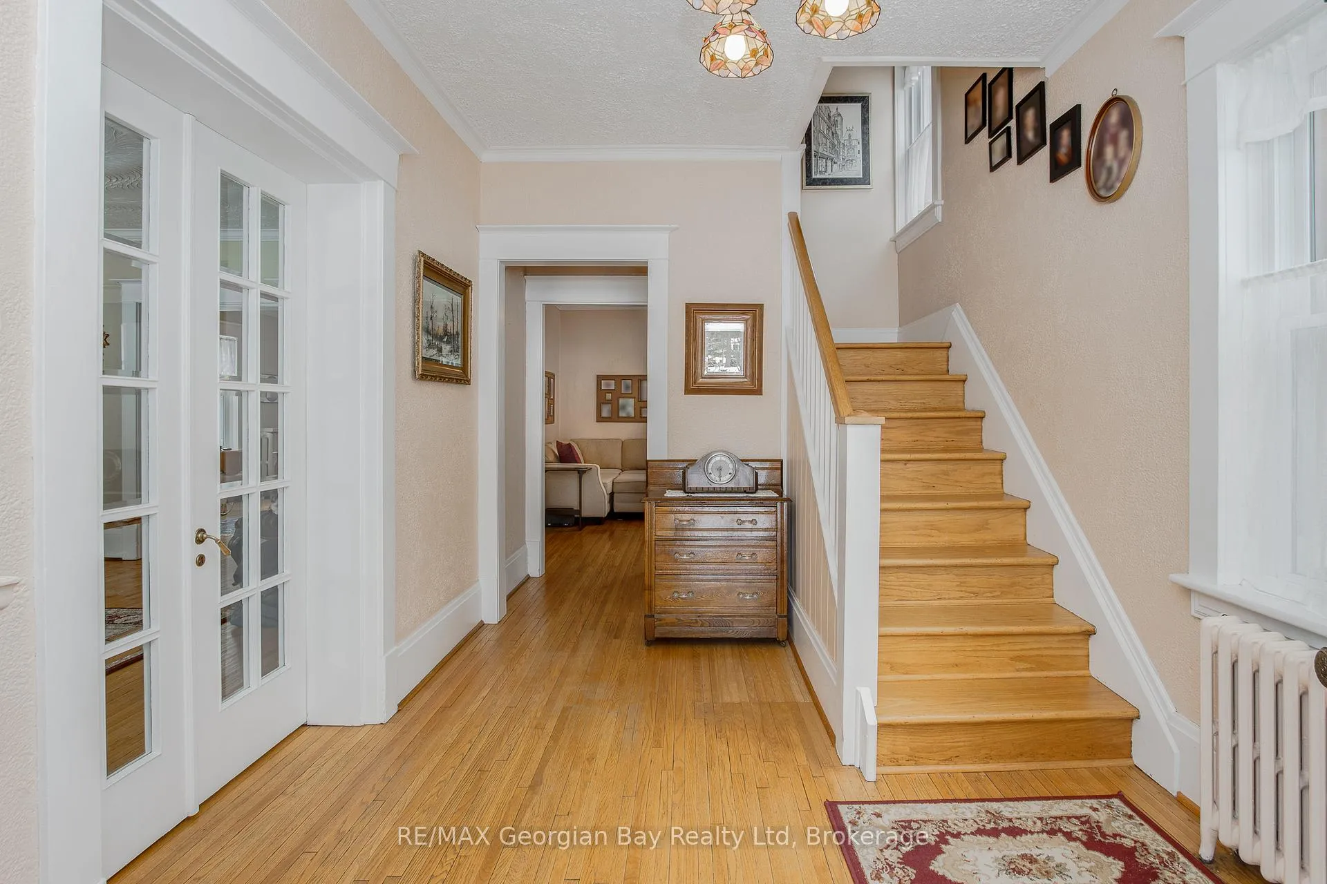 Photo 2 of 299 Fifth Street, Midland — HOMEH