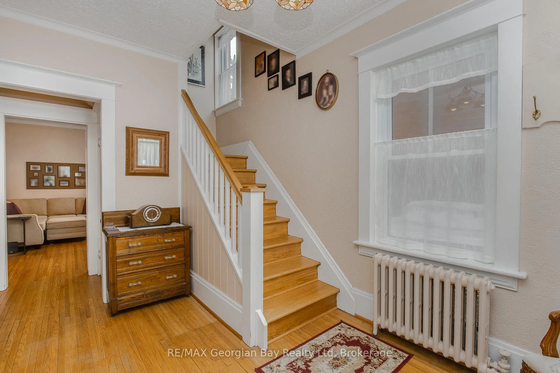 Photo 13 of 299 Fifth Street, Midland — HOMEH