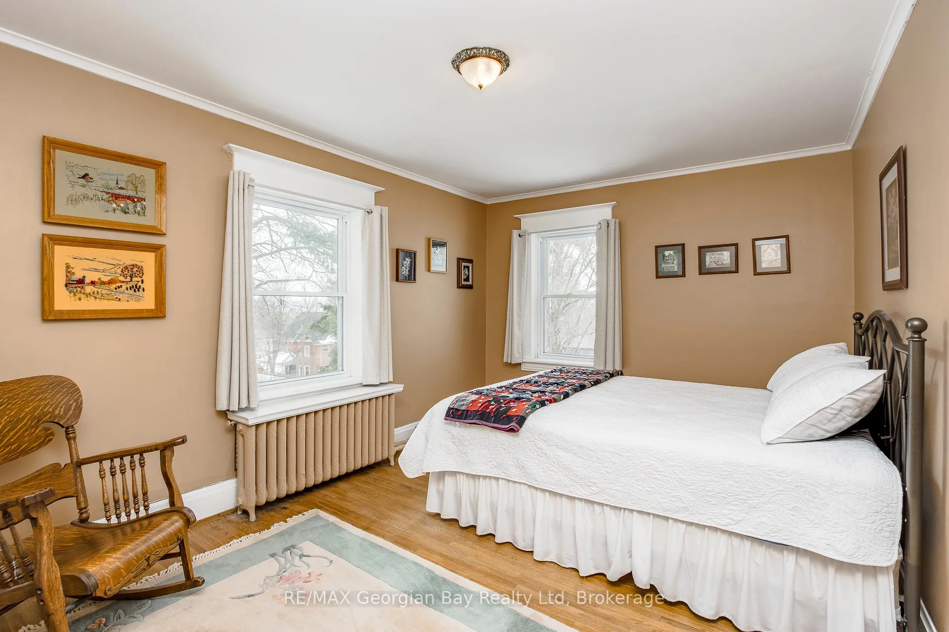 Photo 16 of 299 Fifth Street, Midland — HOMEH