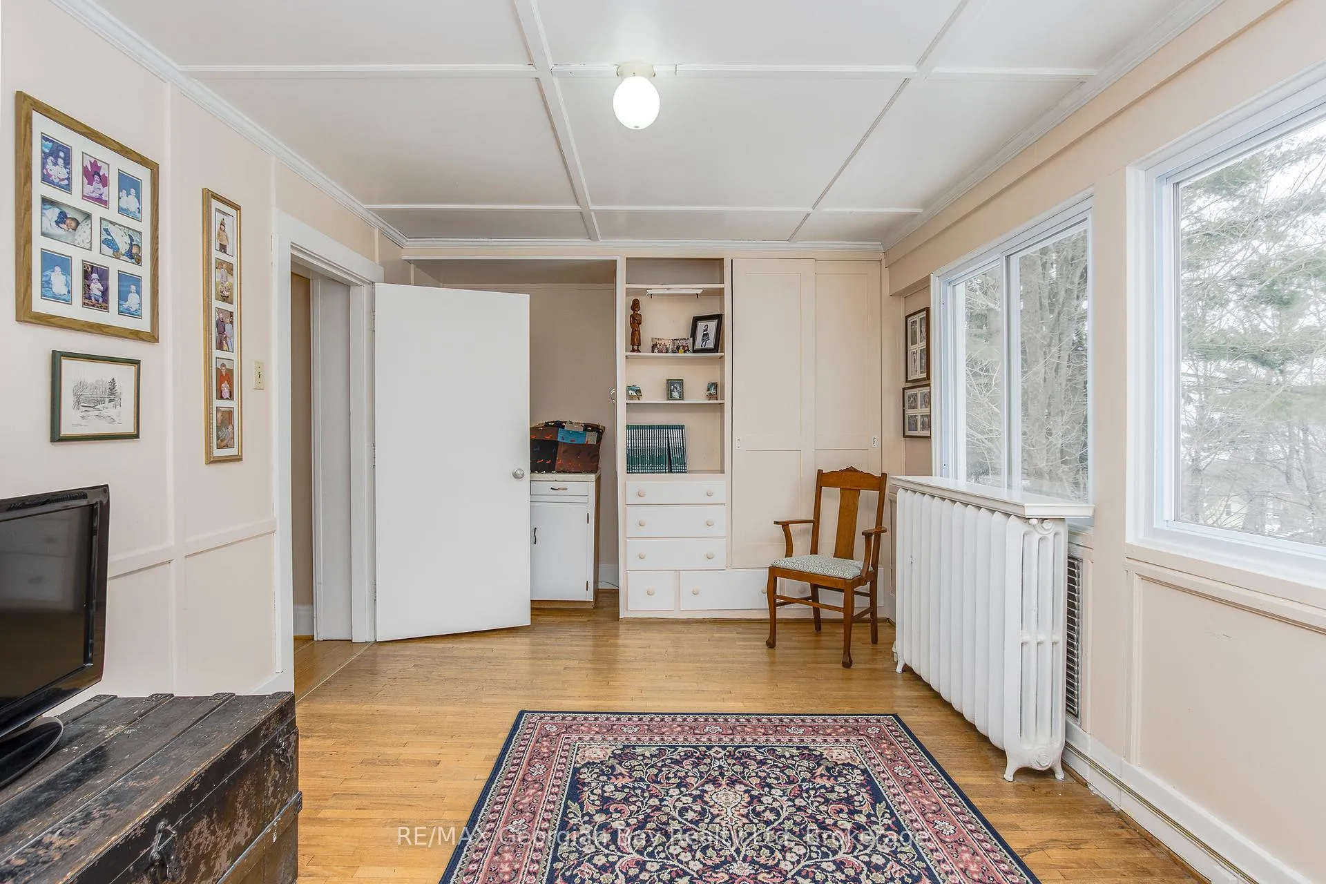 Photo 18 of 299 Fifth Street, Midland — HOMEH