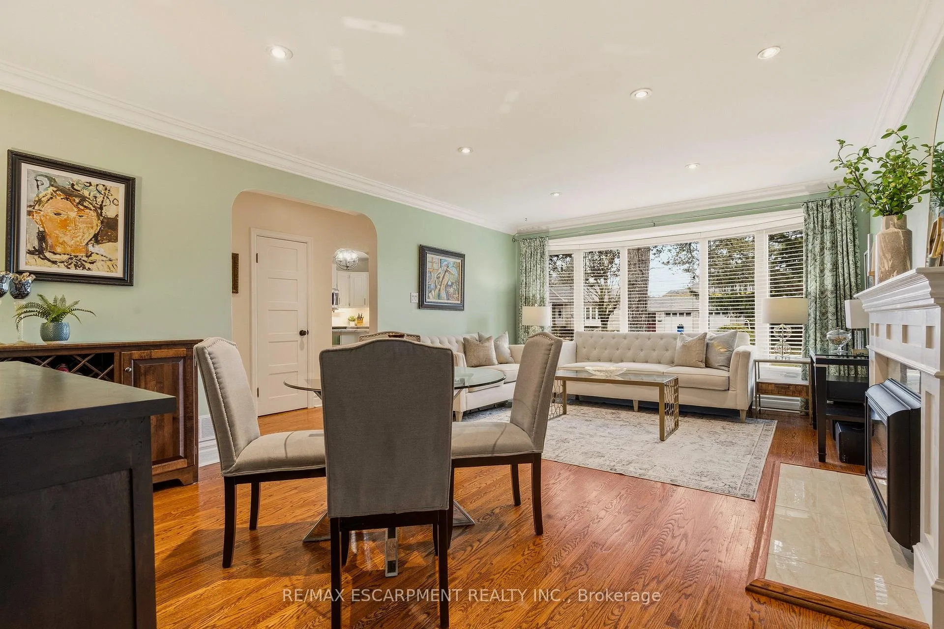 Photo 10 of 38 Parker Avenue, Hamilton, Ancaster — HOMEH