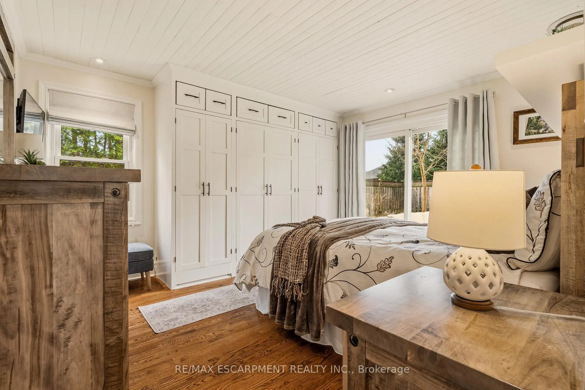 Photo 20 of 38 Parker Avenue, Hamilton, Ancaster — HOMEH